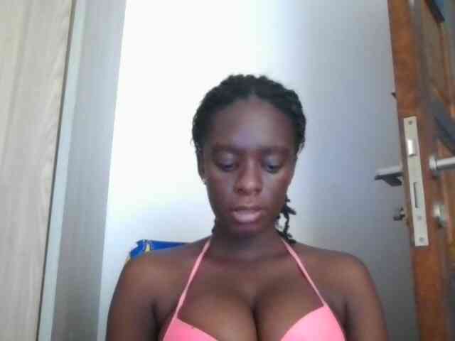 Chocolateaa webcam