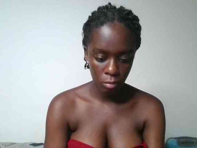 Chocolateaa webcam
