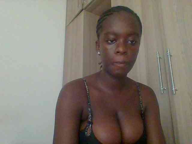 Chocolateaa webcam