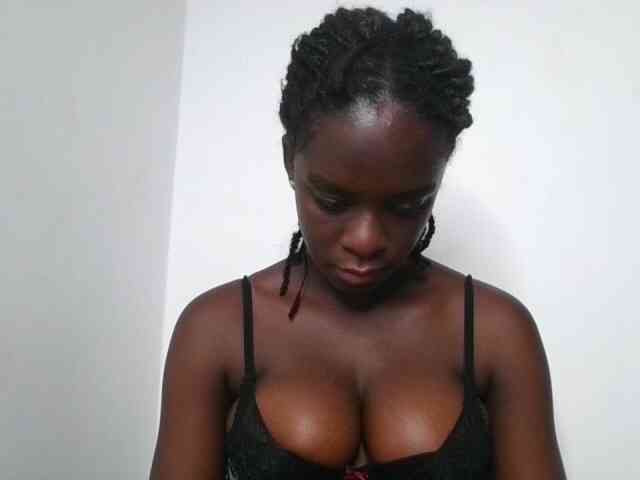 Chocolateaa webcam