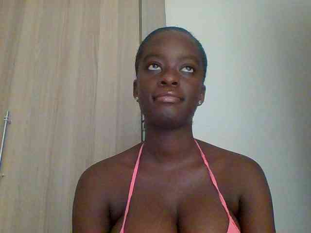 Chocolateaa webcam
