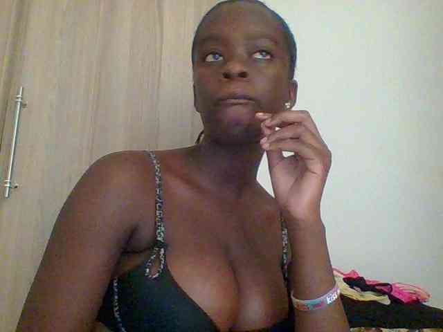 Chocolateaa webcam