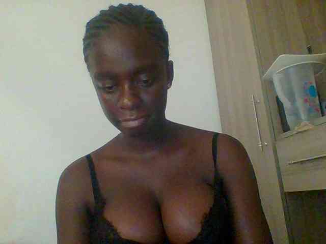 Chocolateaa webcam