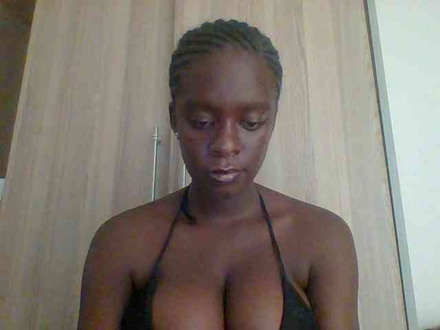 Chocolateaa webcam