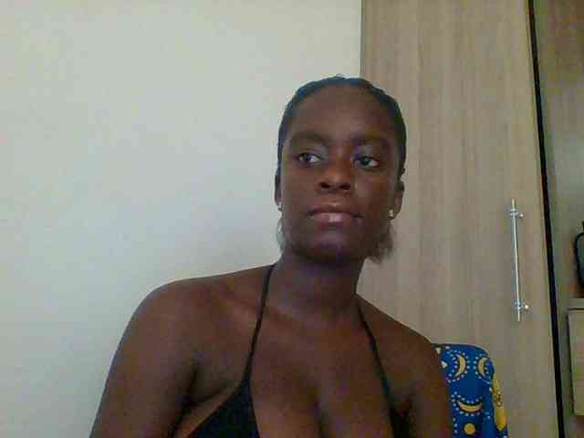 Chocolateaa webcam