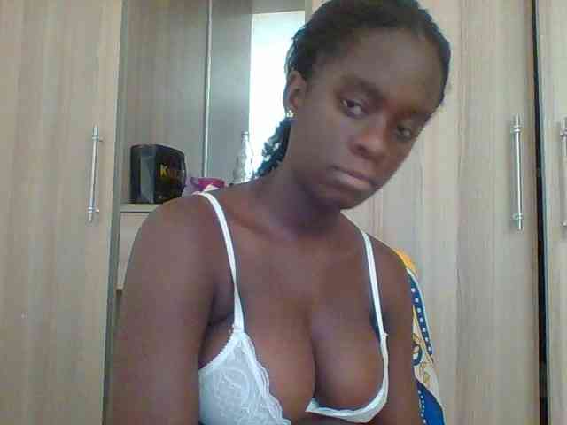 Chocolateaa webcam