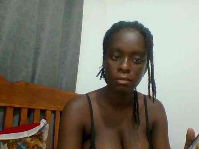 Chocolateaa webcam