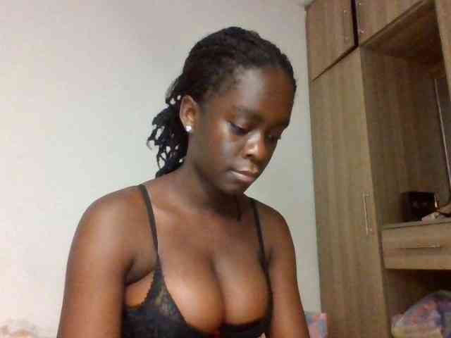 Chocolateaa webcam
