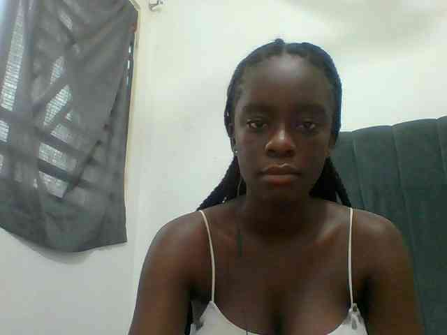 Chocolateaa webcam