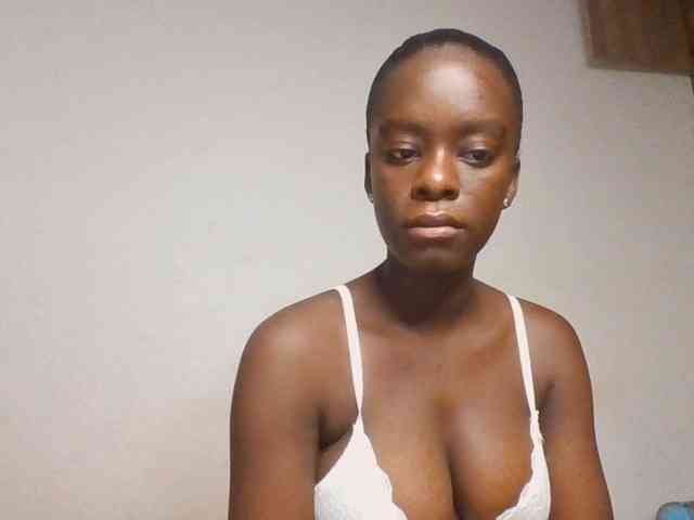 Chocolateaa webcam