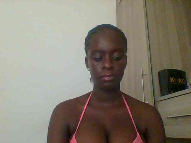 Chocolateaa webcam