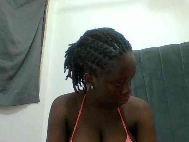 Chocolateaa webcam