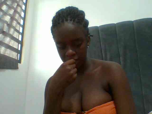 Chocolateaa webcam