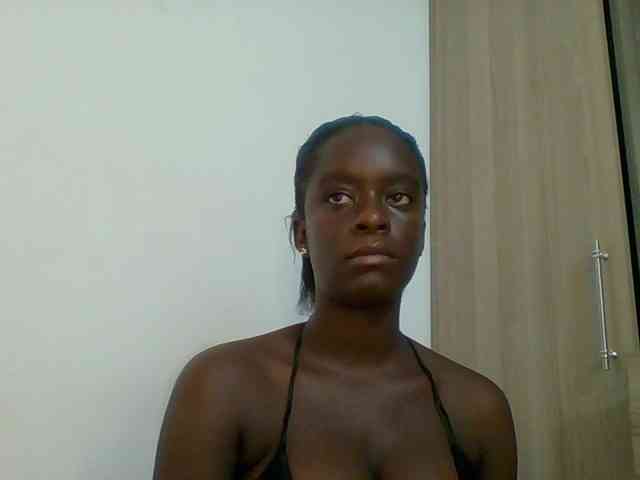 Chocolateaa webcam