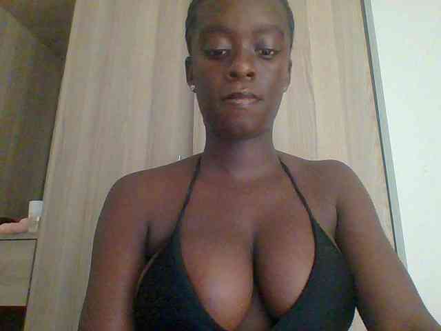 Chocolateaa webcam