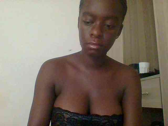 Chocolateaa webcam
