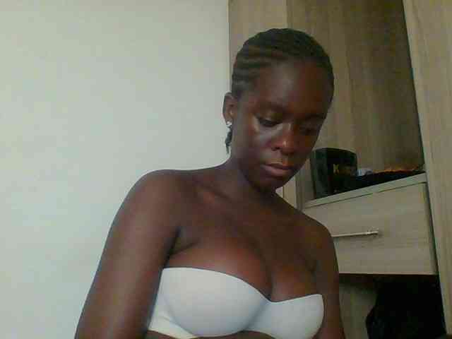 Chocolateaa webcam