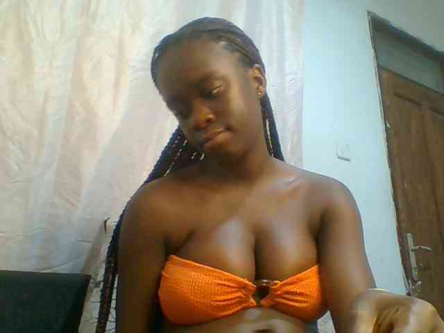 Chocolateaa webcam
