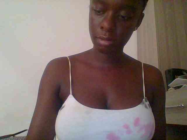 Chocolateaa webcam