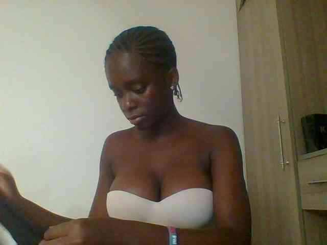 Chocolateaa webcam