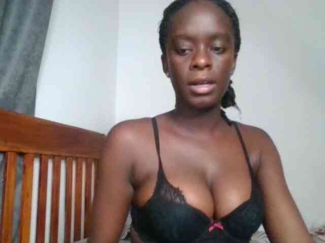 Chocolateaa webcam