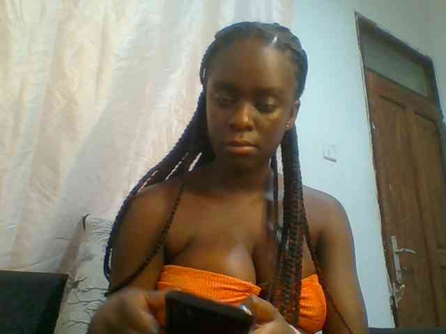 Chocolateaa webcam