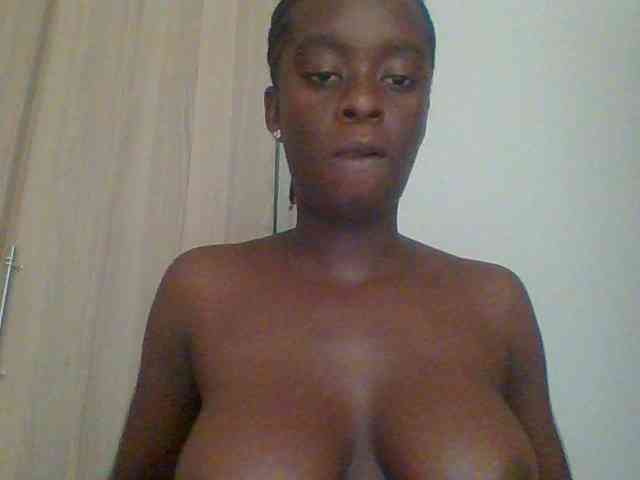 Chocolateaa webcam