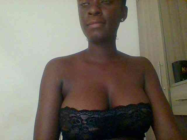 Chocolateaa webcam