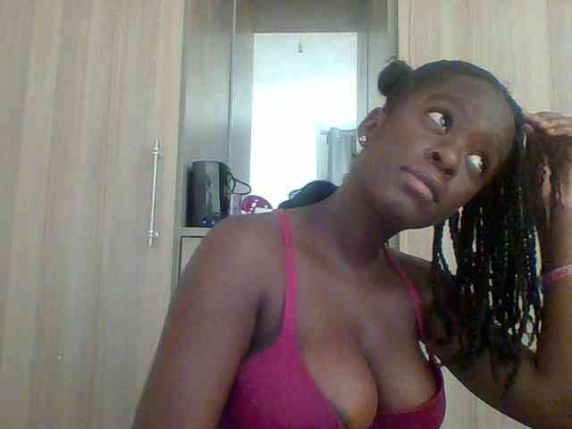 Chocolateaa webcam