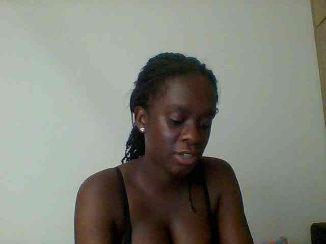 Chocolateaa webcam