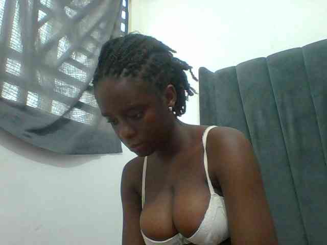 Chocolateaa webcam