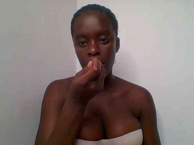 Chocolateaa webcam