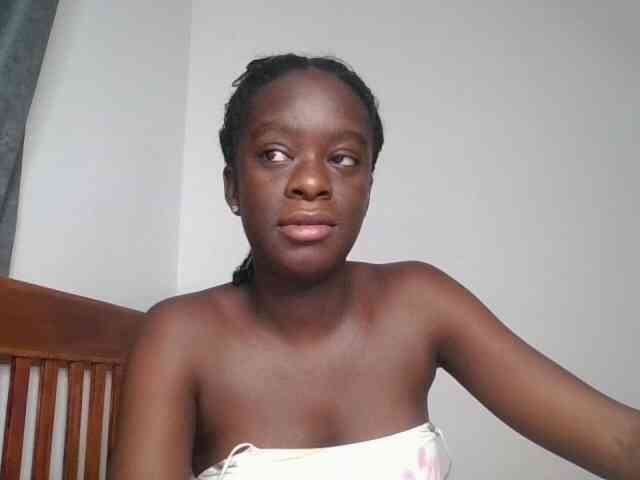 Chocolateaa webcam