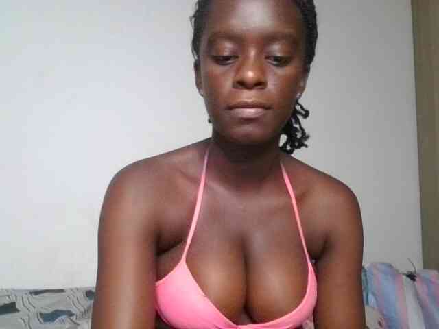 Chocolateaa webcam