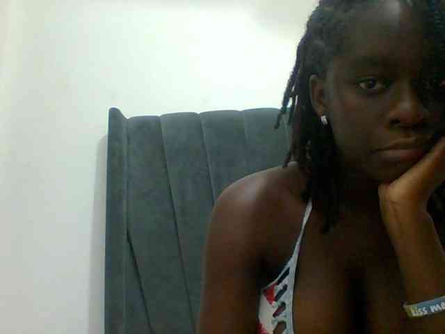 Chocolateaa webcam