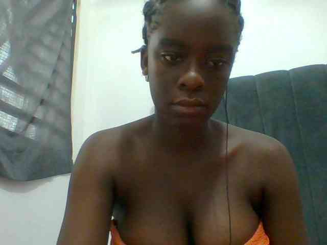 Chocolateaa webcam