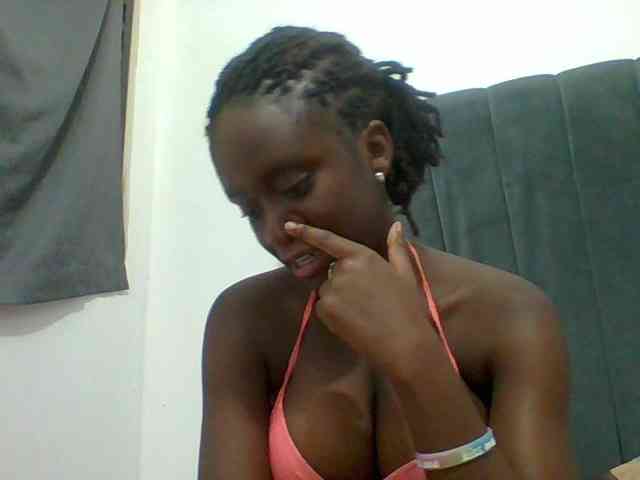 Chocolateaa webcam