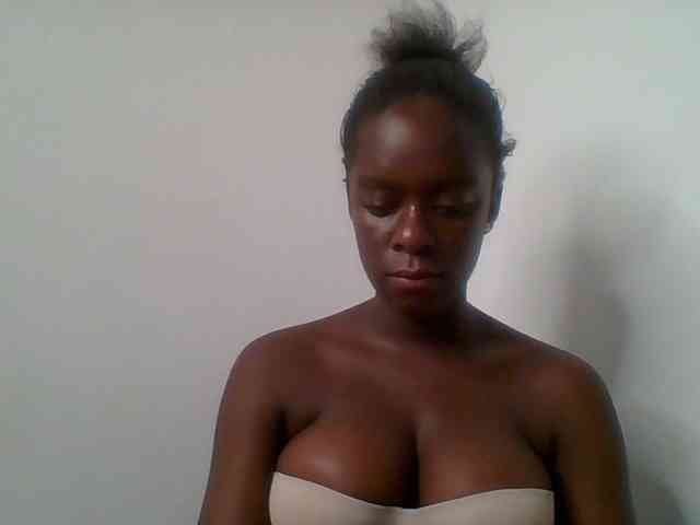 Chocolateaa webcam