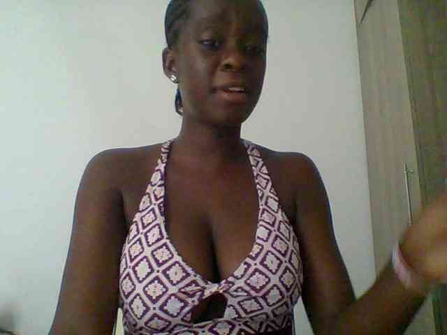 Chocolateaa webcam