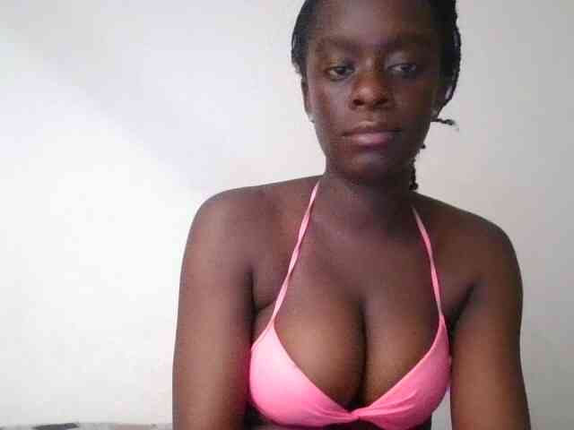 Chocolateaa webcam