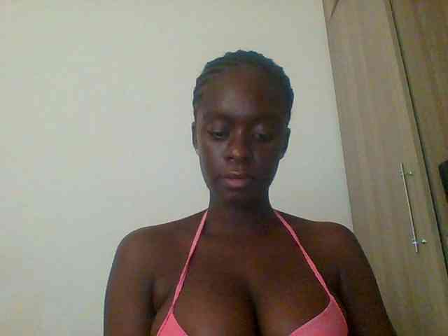 Chocolateaa webcam