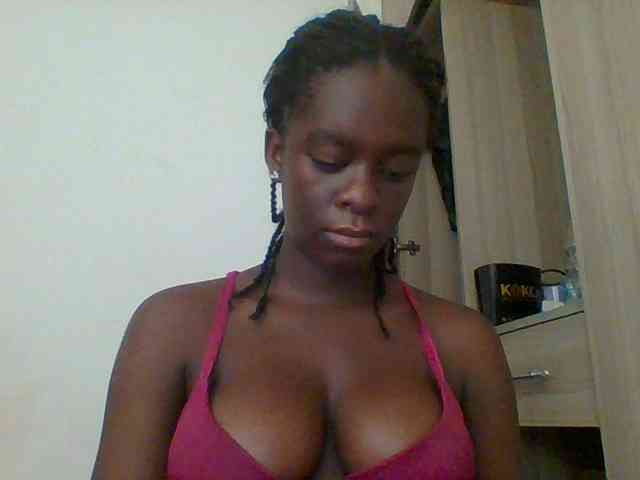 Chocolateaa webcam
