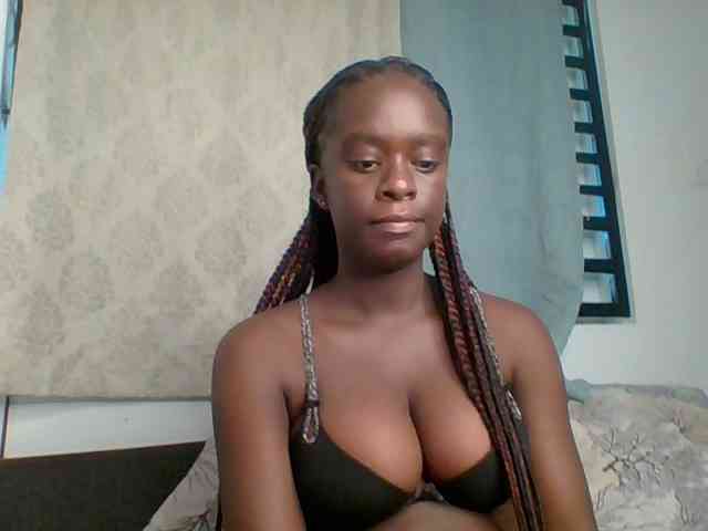 Chocolateaa webcam