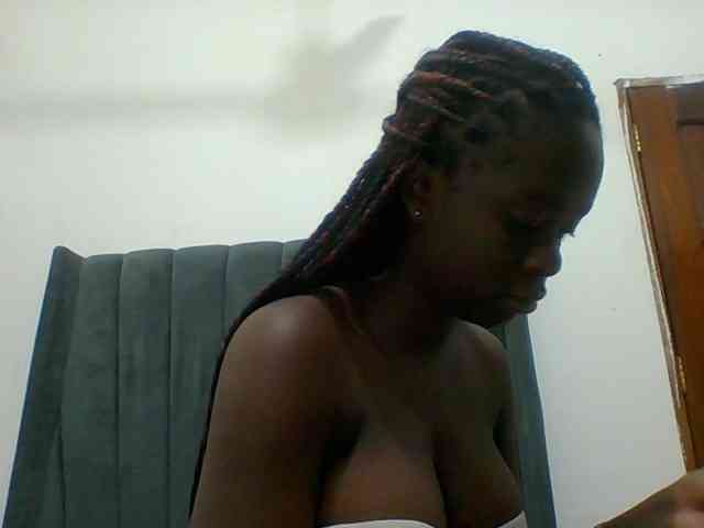 Chocolateaa webcam