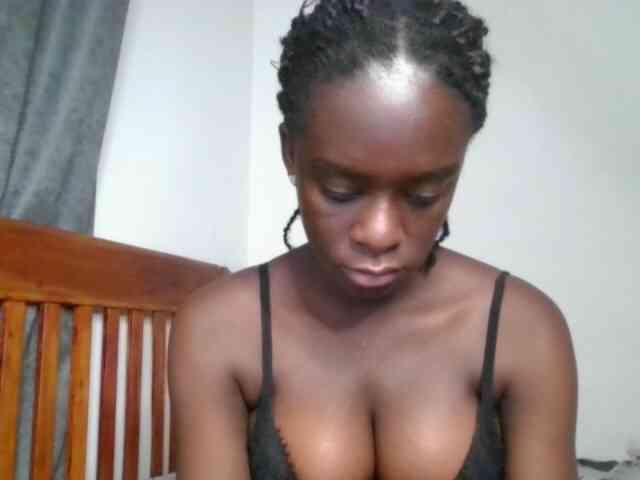 Chocolateaa webcam