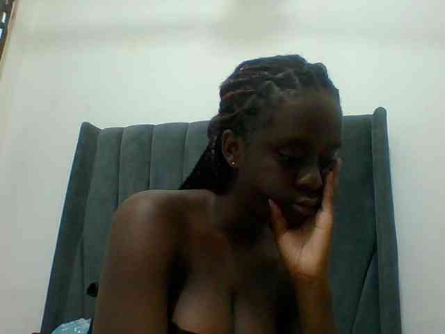 Chocolateaa webcam