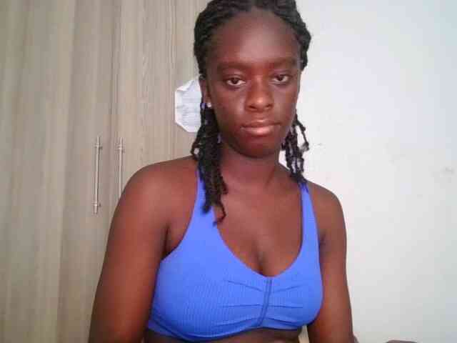 Chocolateaa webcam