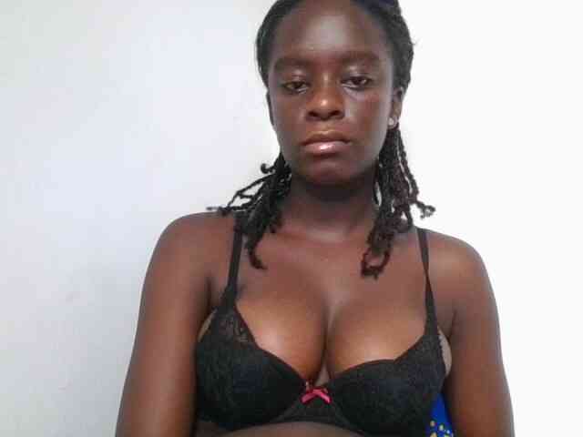 Chocolateaa webcam