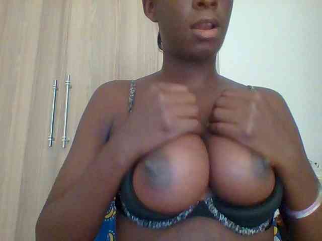 Chocolateaa webcam