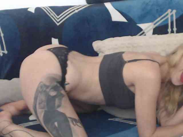 FoxyloveXXX webcam